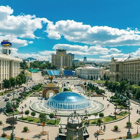 Apartment With View On Inpedendence Square Khreshchatyk Kiev Exterior foto