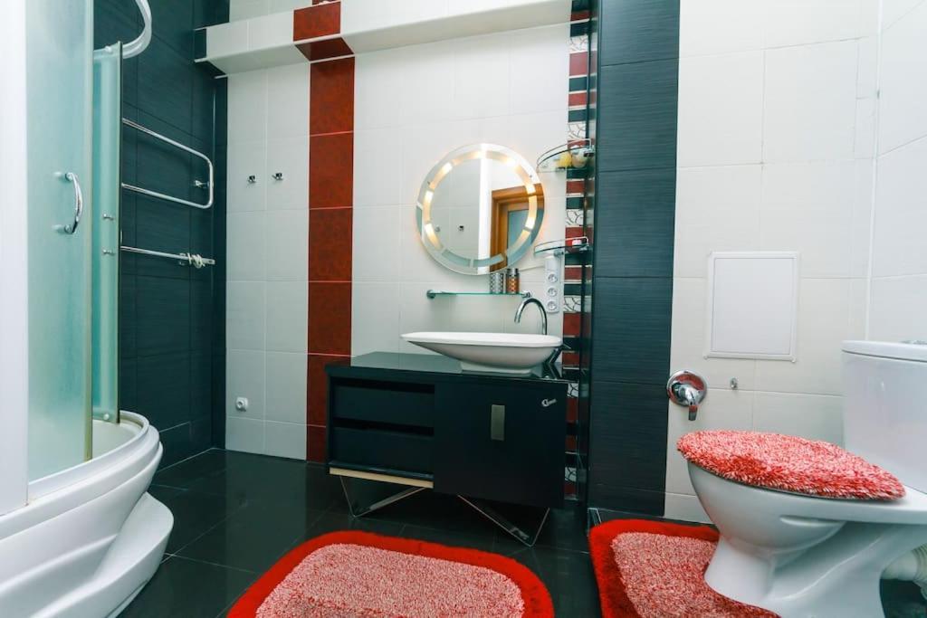 Apartment With View On Inpedendence Square Khreshchatyk Kiev Exterior foto